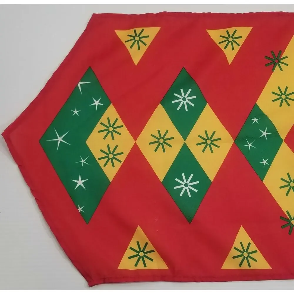 QQ) Vintage Christmas Holiday Decorative Table Cloth Runner Polyester 48
